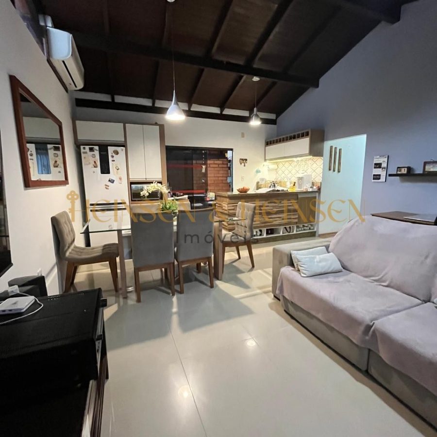 Rose Rossi - Casa Floresta 7